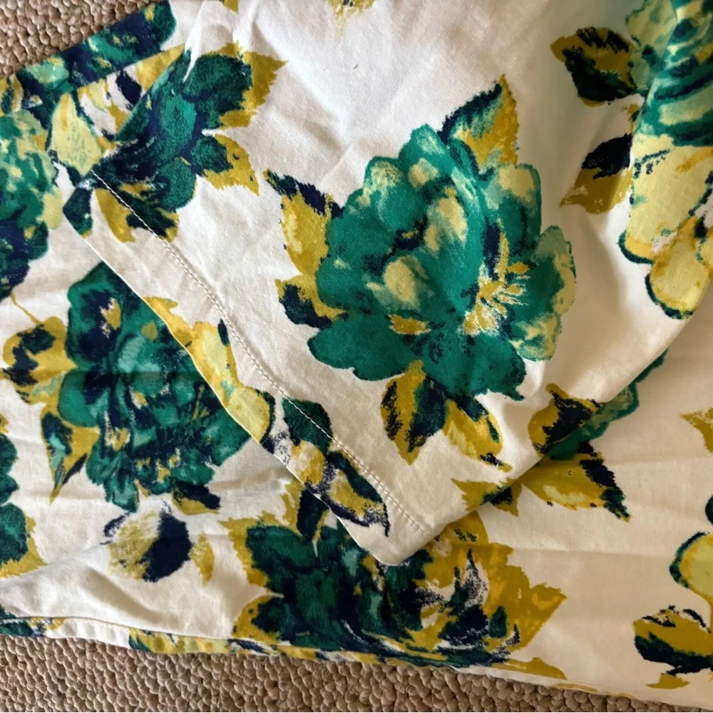 Croft $ Barrow yellow and green floral stretch capris size 18